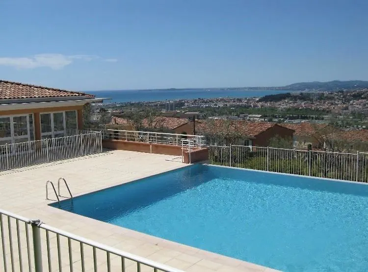 Dolce Vita T2 Avec Clim, Piscine, Terrasse Et Garage Nice Apartment